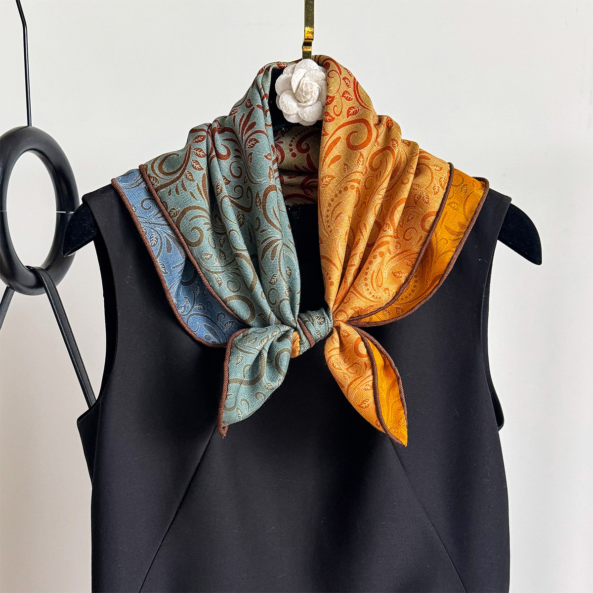 82% Wool 18% Real Silk Scarf N – Luxury Bags Trending Bewertung und Preis