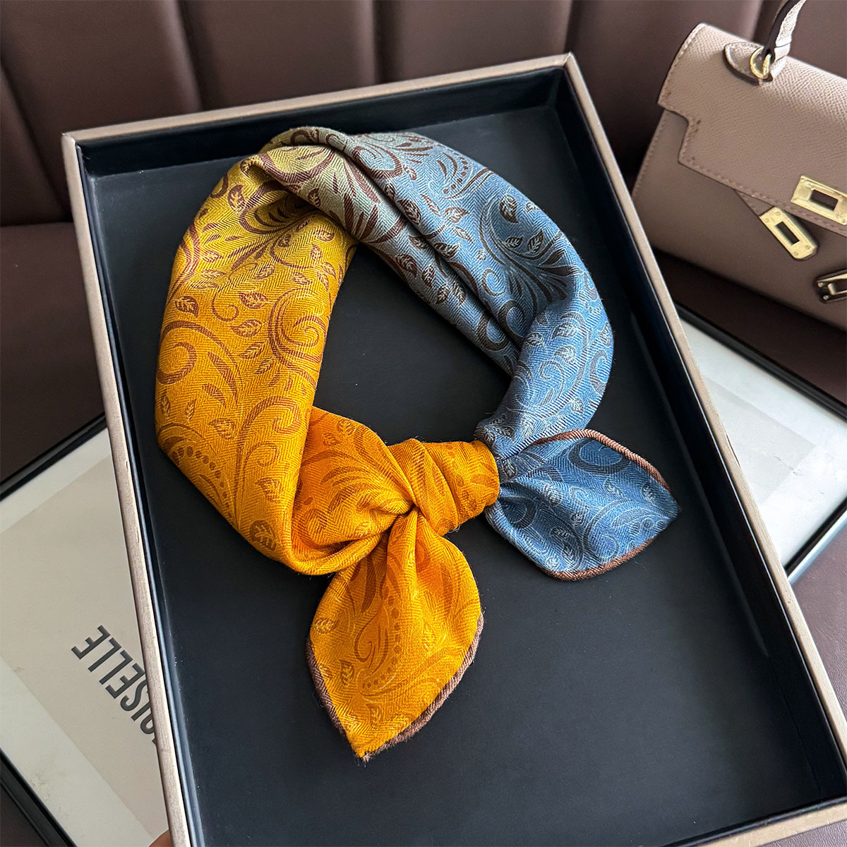 82% Wool 18% Real Silk Scarf N – Luxury Bags Trending Bewertung und Preis
