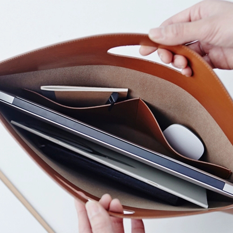 Luxury Design Custom Initials  – Briefcase Leather Slim Bewertung und Preis