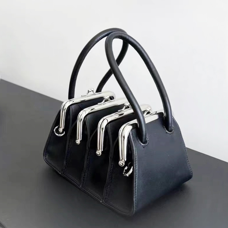 England Style Clip Accordion B – Luxury Bags England Bewertung und Preis